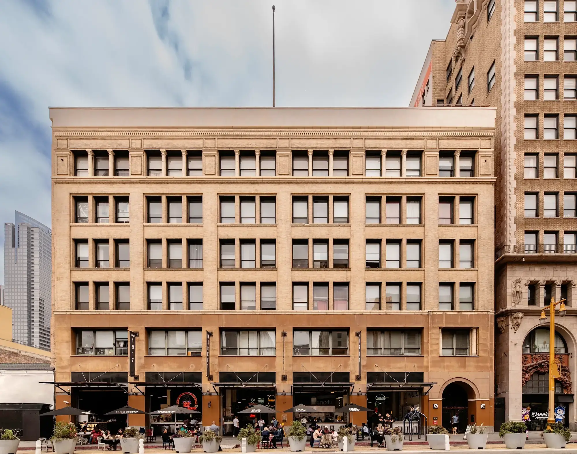 Grand Central Apartments